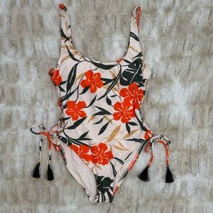 Vince Camuto Floral One Piece Swimsuit